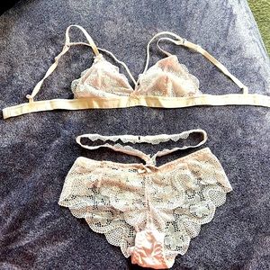 Sexy lingerie set from Paris, light pink, size S
